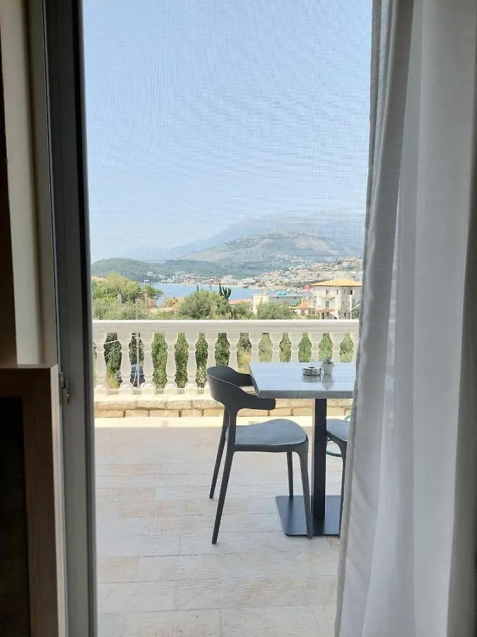 Elizabeth Apartments Himarë Lejlighedshotel
