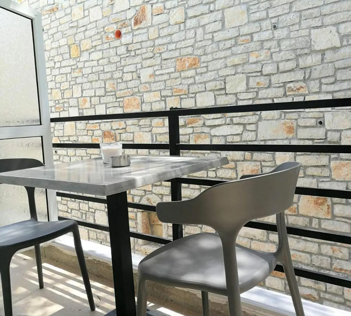 Aparthotel Elizabeth Apartments Himare