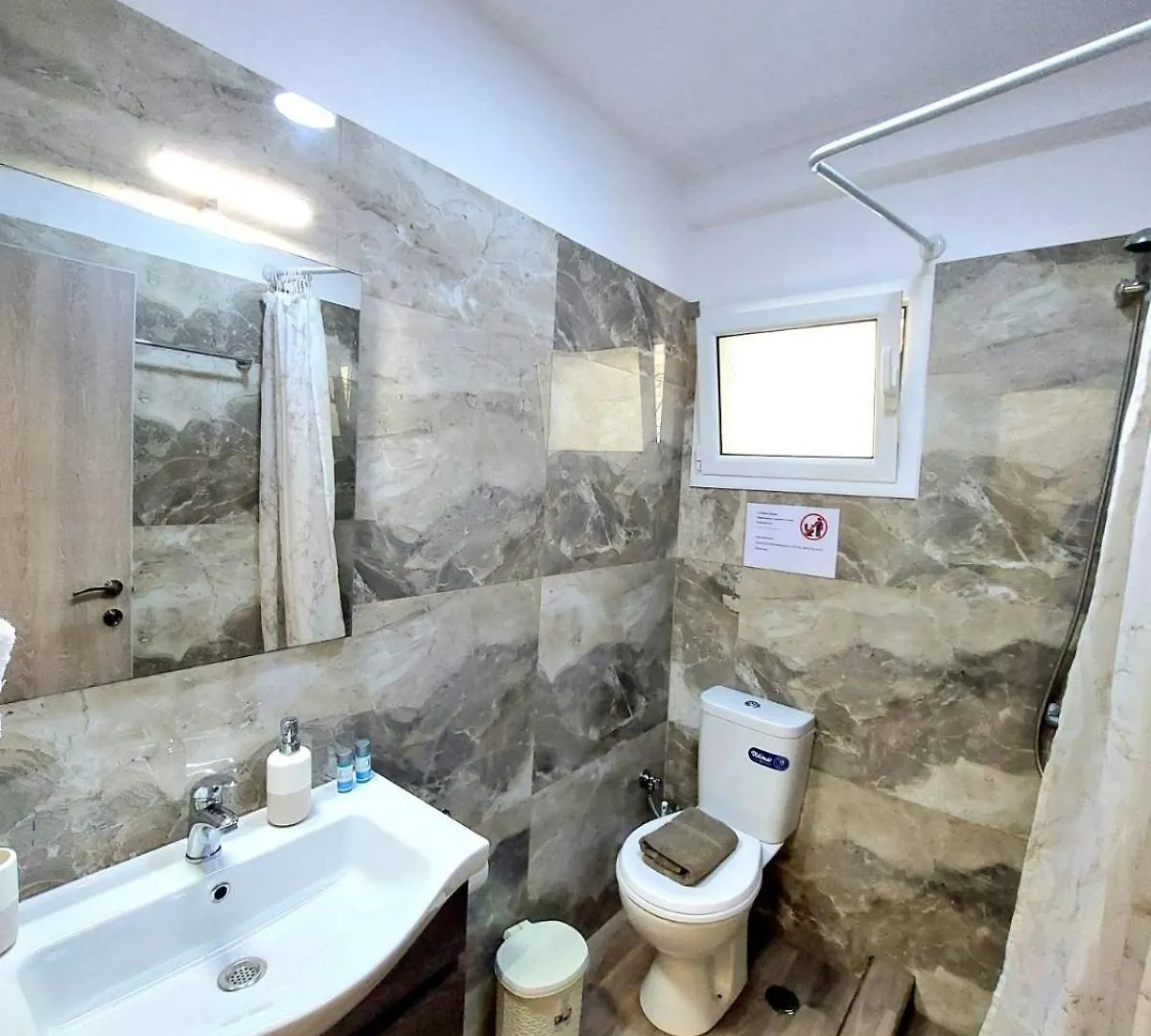 Lejlighedshotel Elizabeth Apartments Himarë