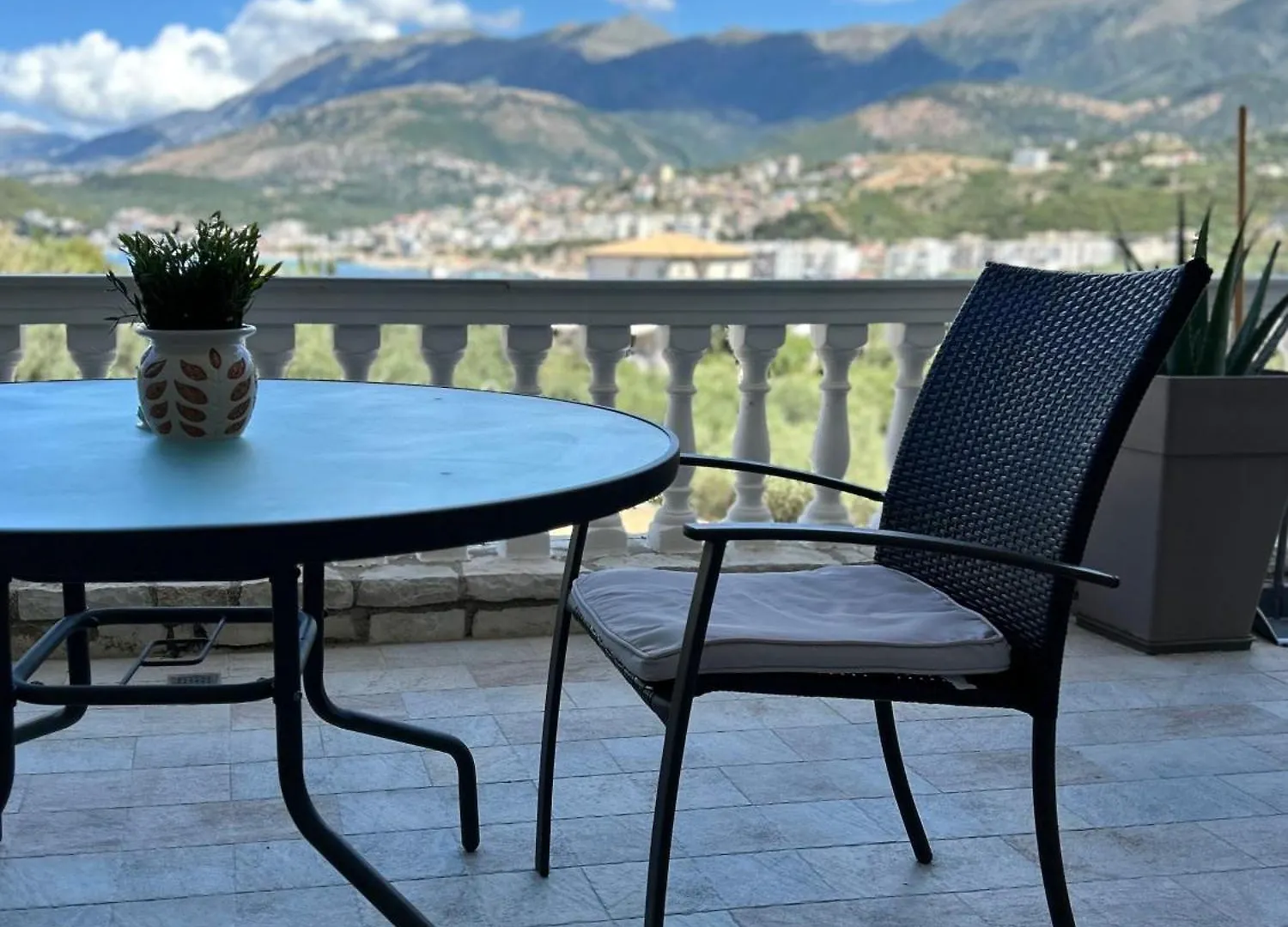 Aparthotel Elizabeth Apartments Himare