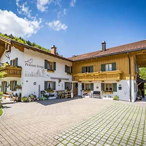 https://pension-gimpl.com-bavaria.com