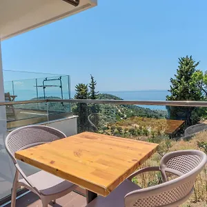 Bed & Breakfast Alex Boutique, Himare