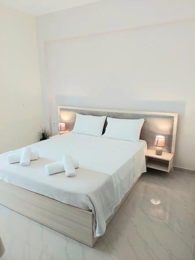 Elizabeth Apartments Himare 0*,  Albania